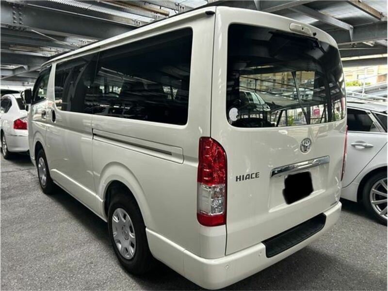 HIACE VAN