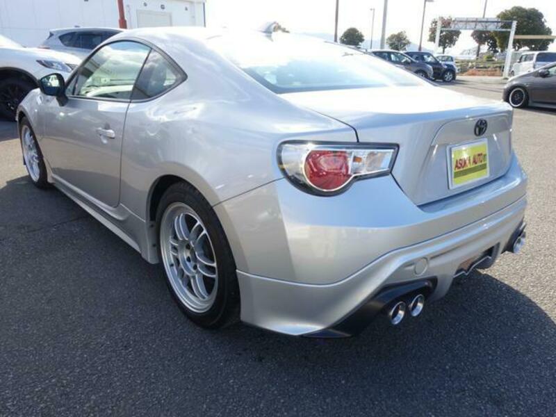 86