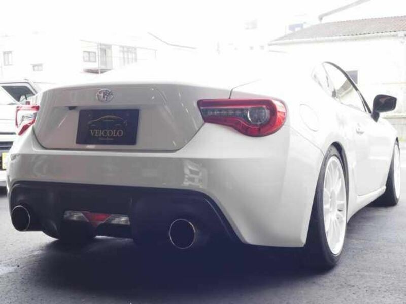 86