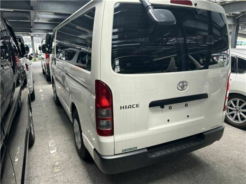 HIACE VAN
