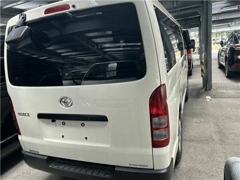 HIACE VAN