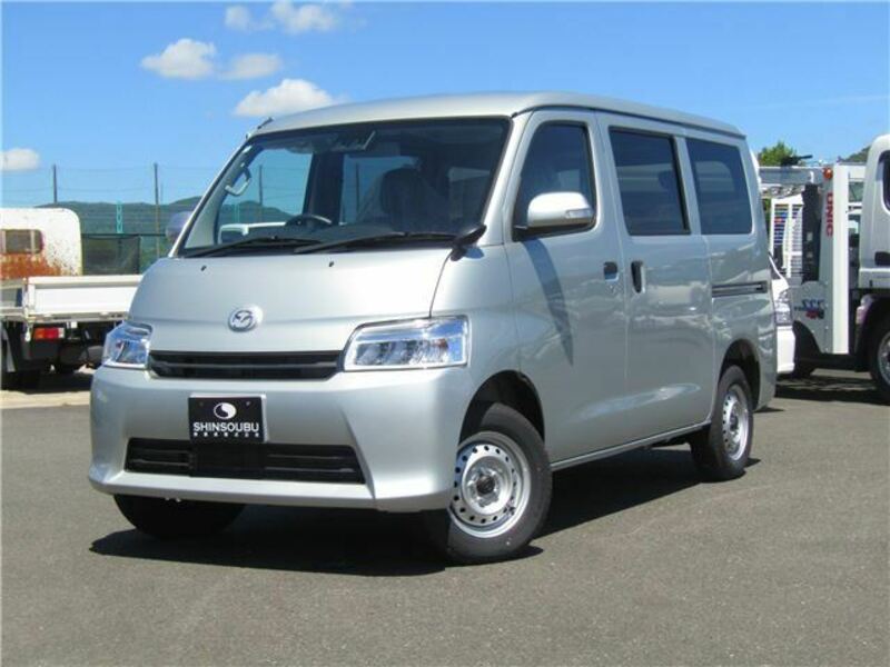 MAZDA BONGO VAN
