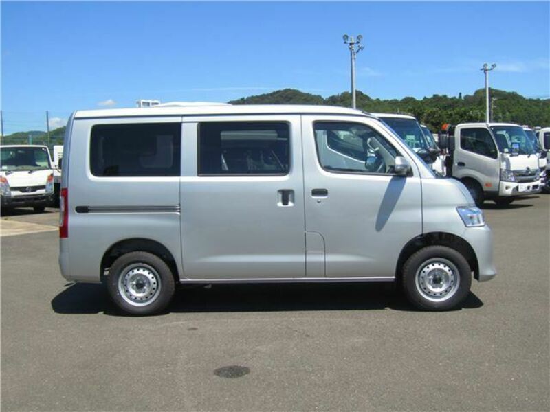 BONGO VAN