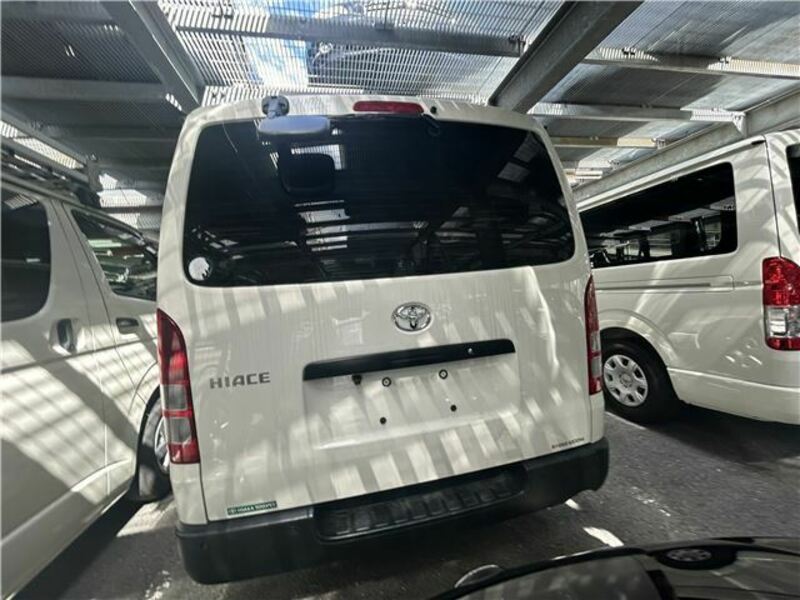 HIACE VAN