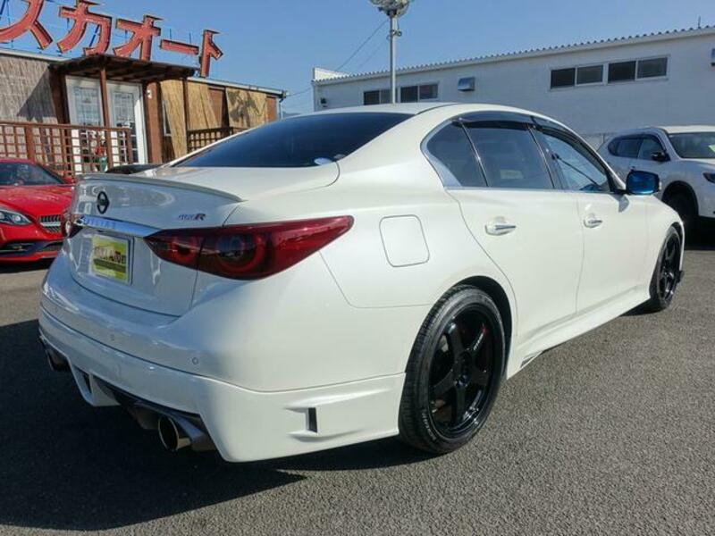 SKYLINE