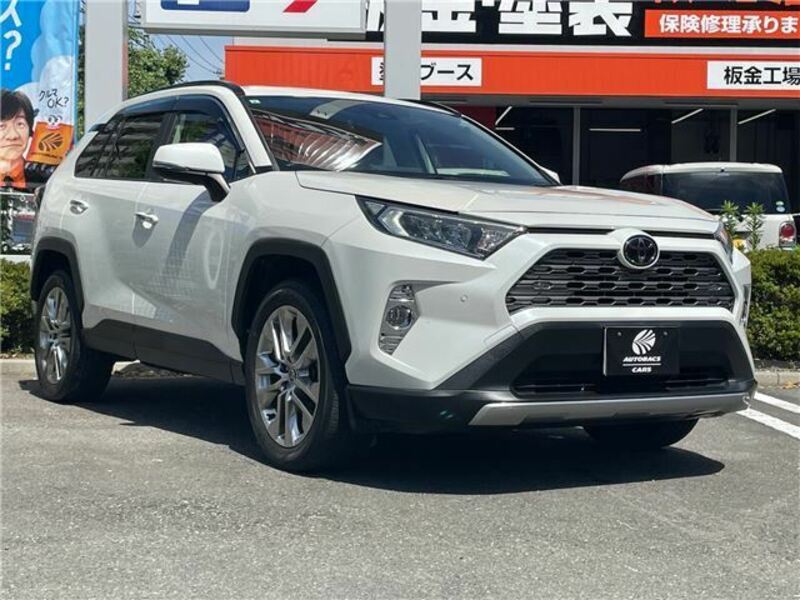 RAV4