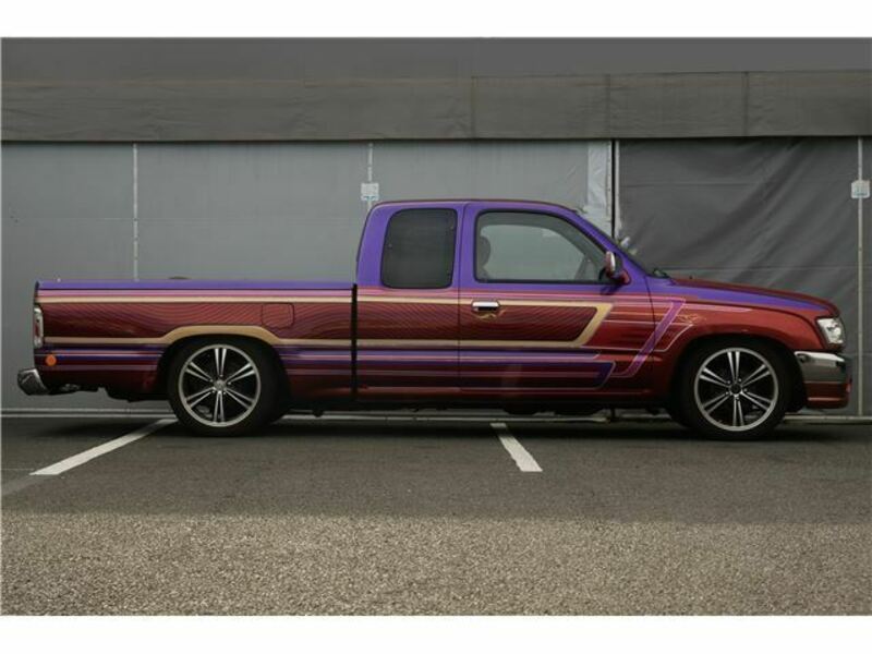 HILUX