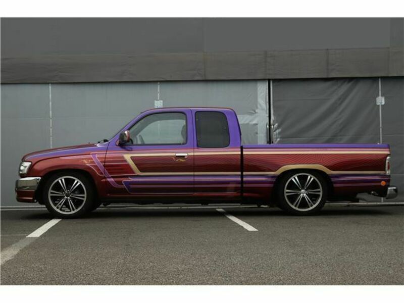 HILUX