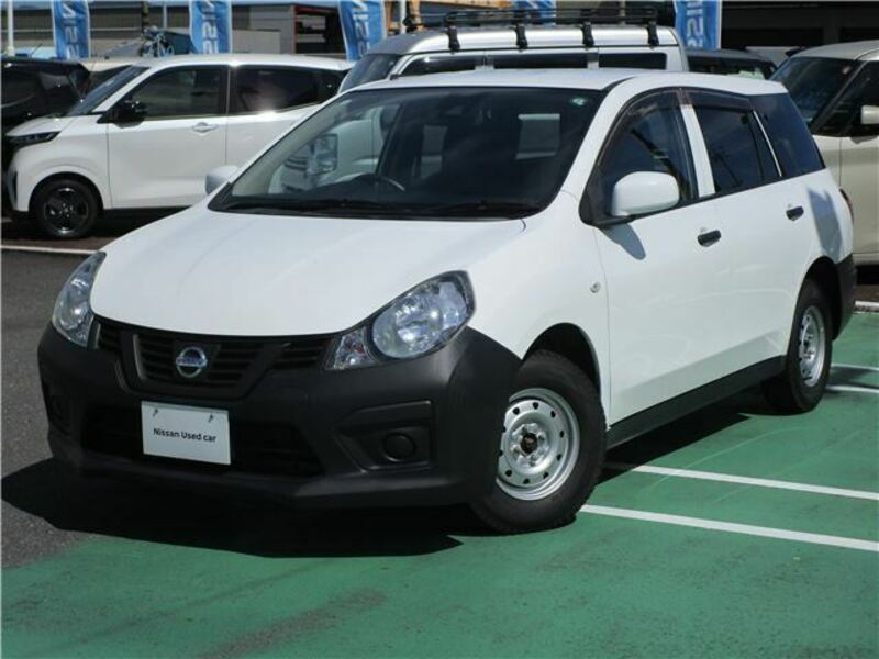 NISSAN AD