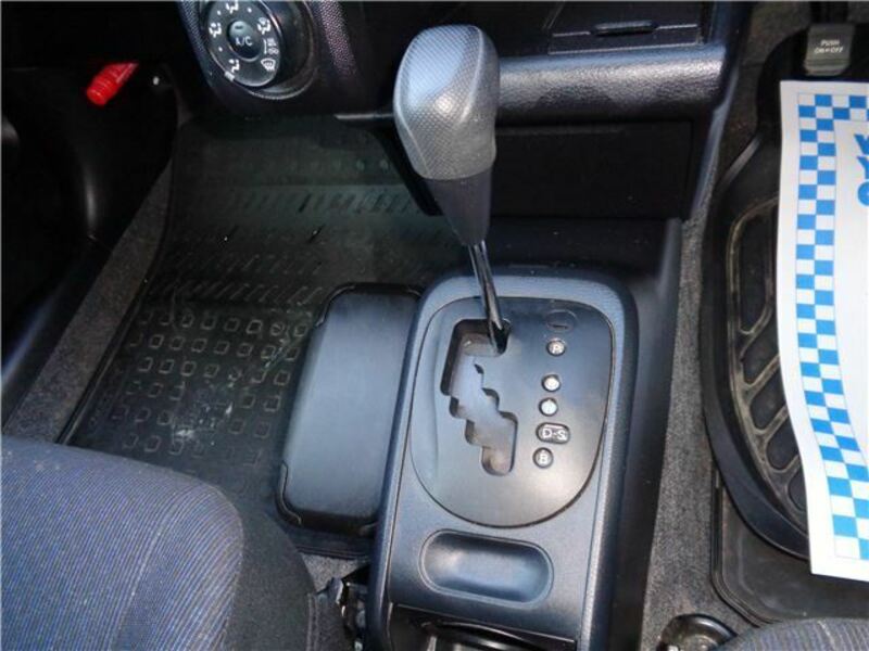 SUCCEED VAN