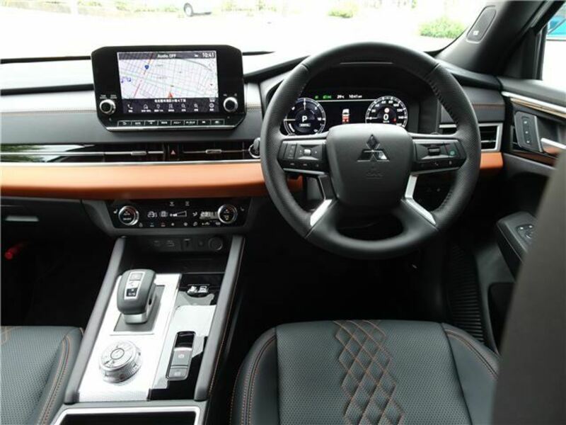 OUTLANDER PHEV