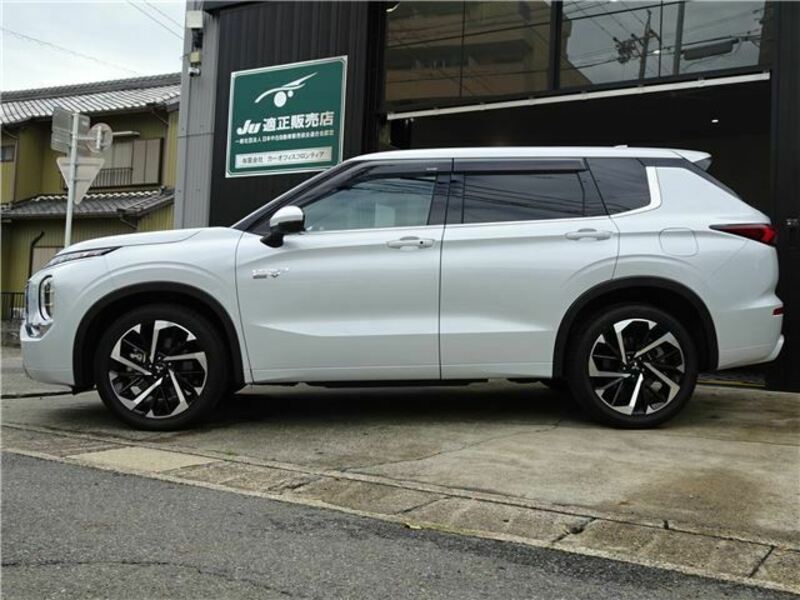 OUTLANDER PHEV