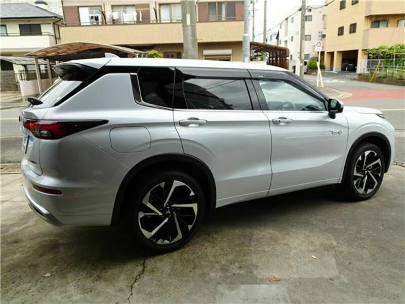 OUTLANDER PHEV