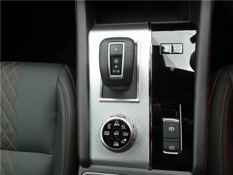 OUTLANDER PHEV