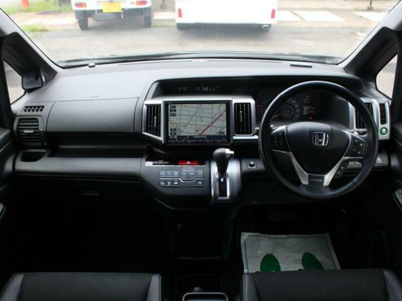 STEPWAGON SPADA