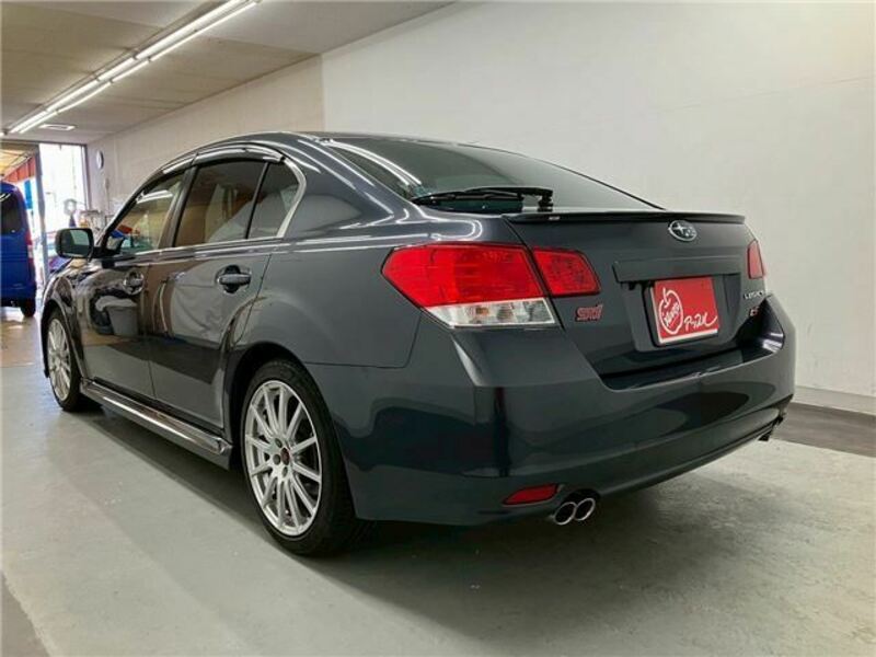 LEGACY B4