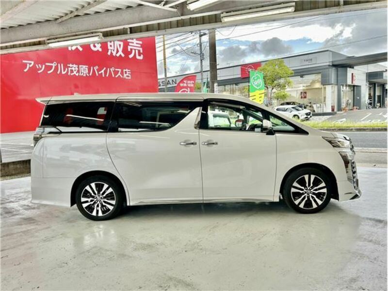 VELLFIRE