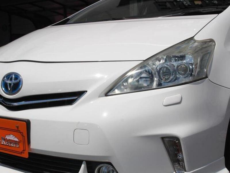 PRIUS ALPHA