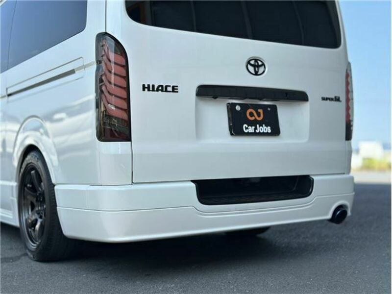 HIACE VAN
