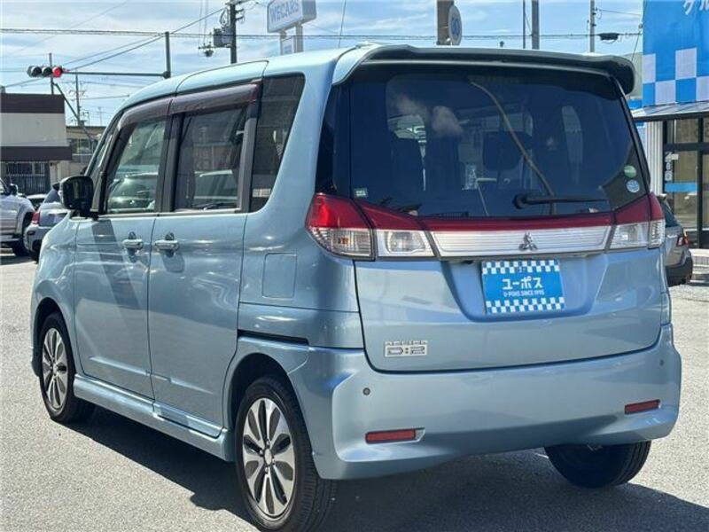 DELICA D2