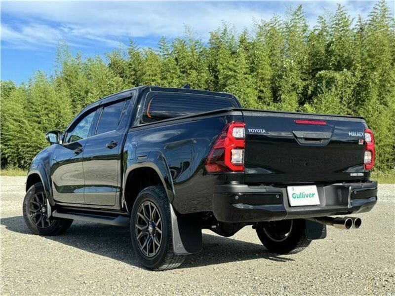 HILUX
