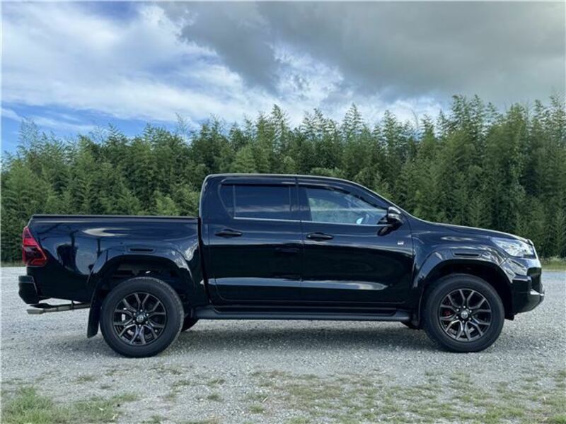 HILUX