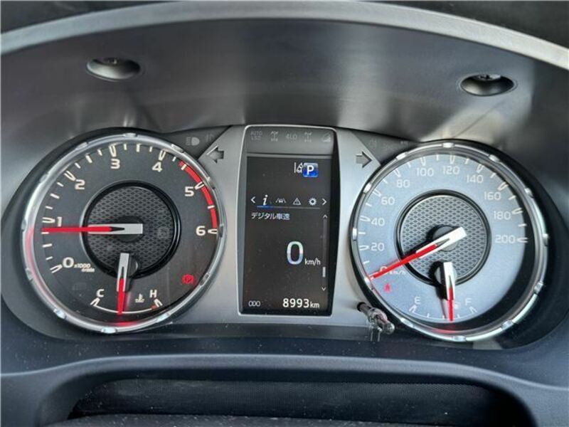 HILUX