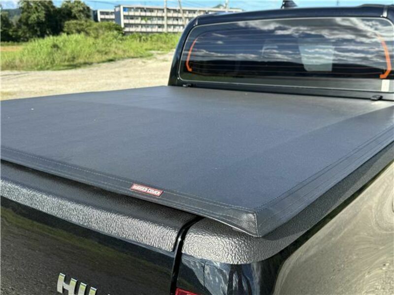 HILUX