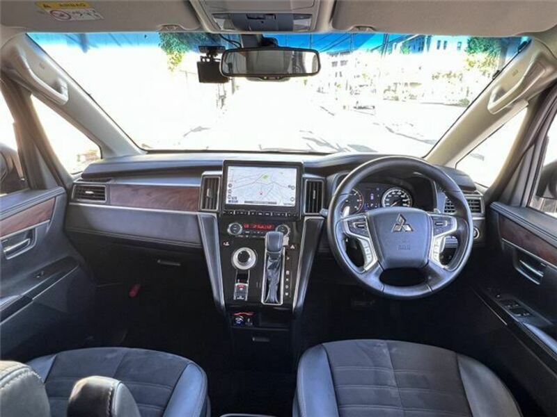 DELICA D5
