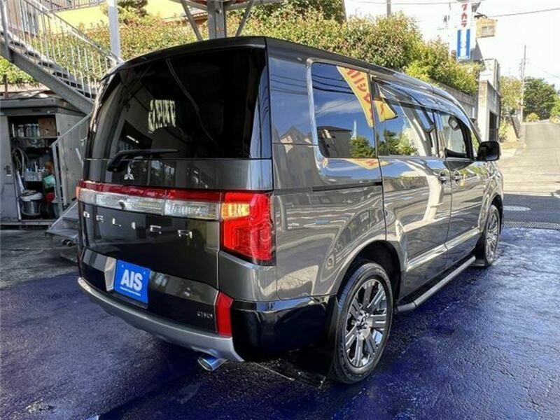 DELICA D5