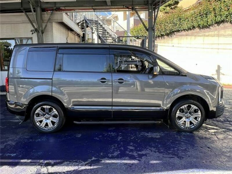DELICA D5