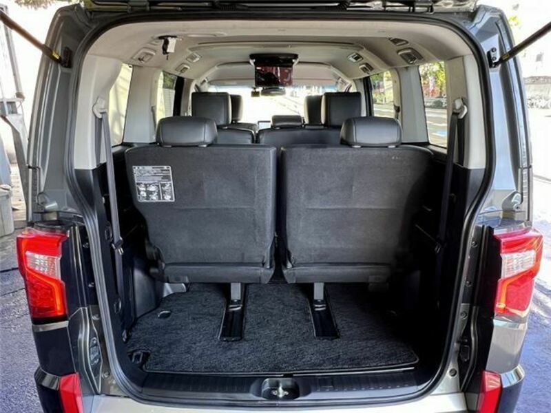 DELICA D5