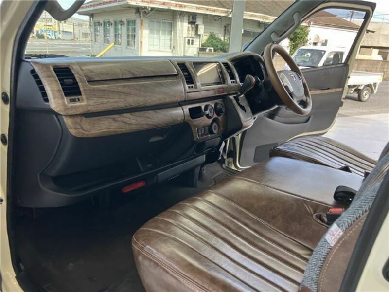 HIACE