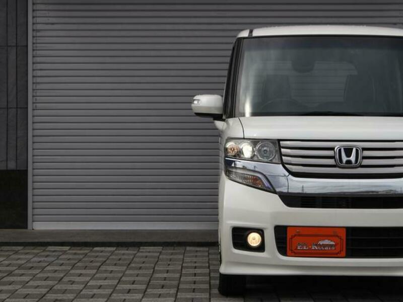 N BOX CUSTOM