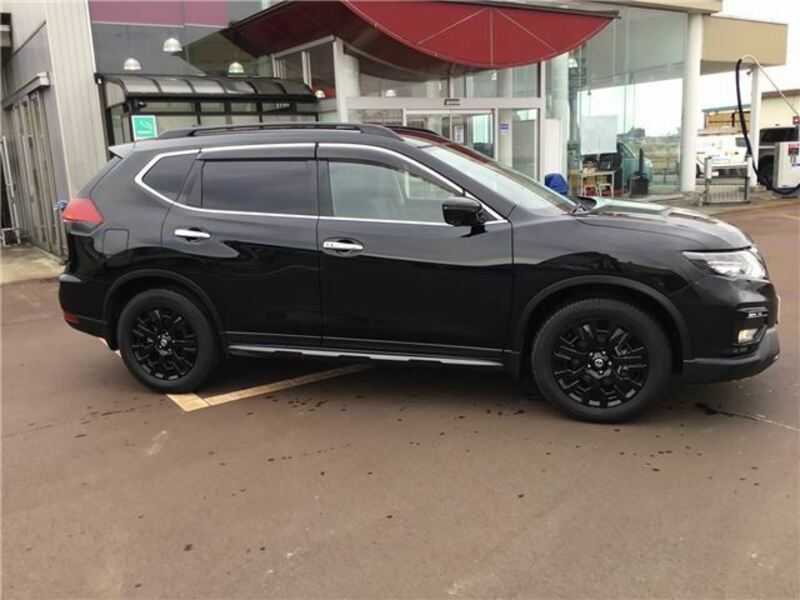 X-TRAIL
