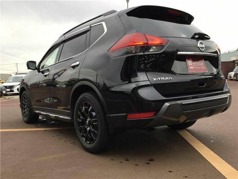 X-TRAIL