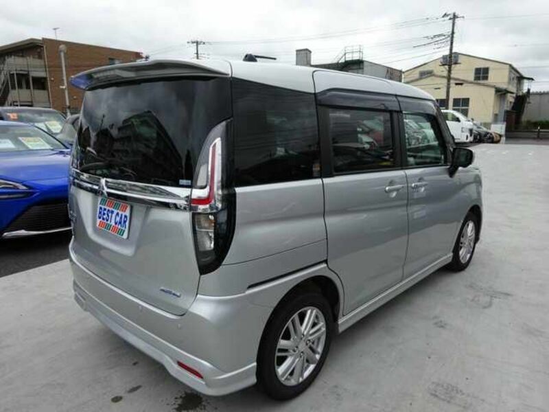 DELICA D2
