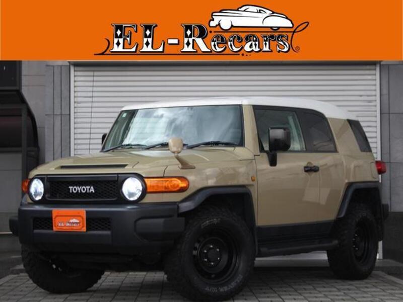 TOYOTA FJ CRUISER
