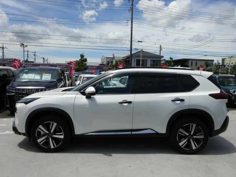 X-TRAIL