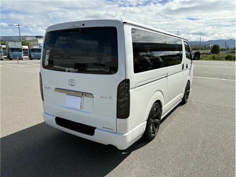 HIACE
