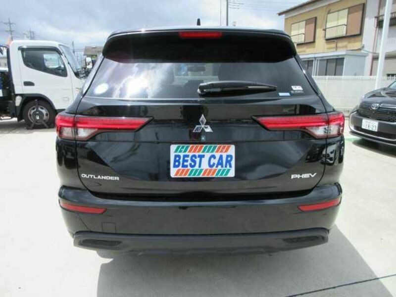 OUTLANDER