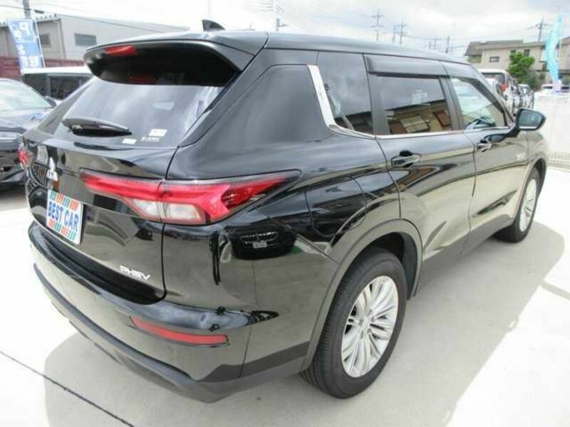 OUTLANDER