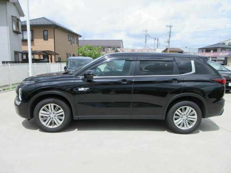 OUTLANDER