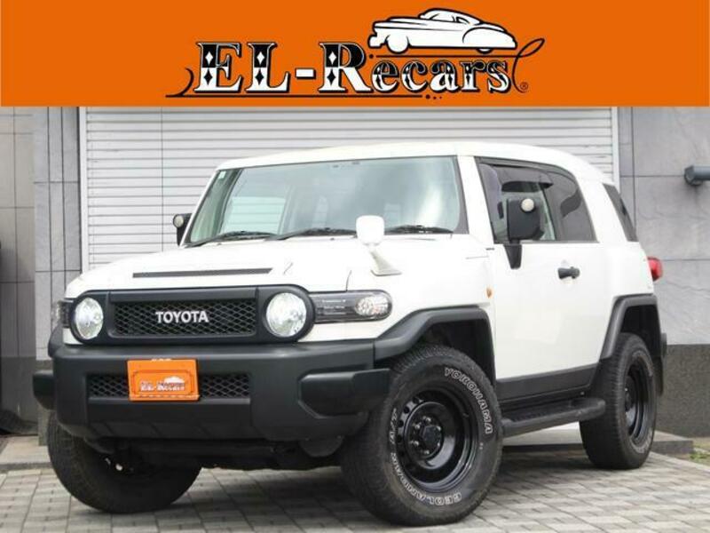 TOYOTA FJ CRUISER