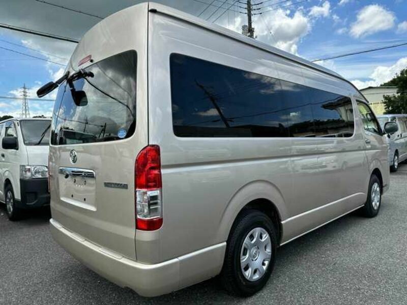 HIACE