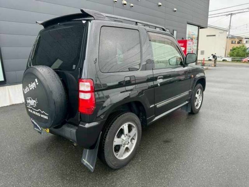 PAJERO MINI