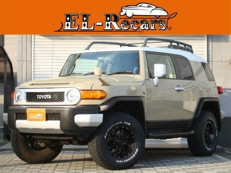 TOYOTA FJ CRUISER