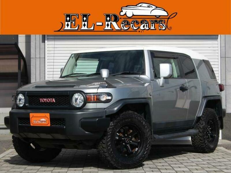 TOYOTA FJ CRUISER