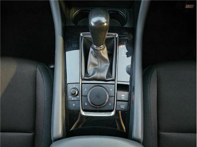 MAZDA3