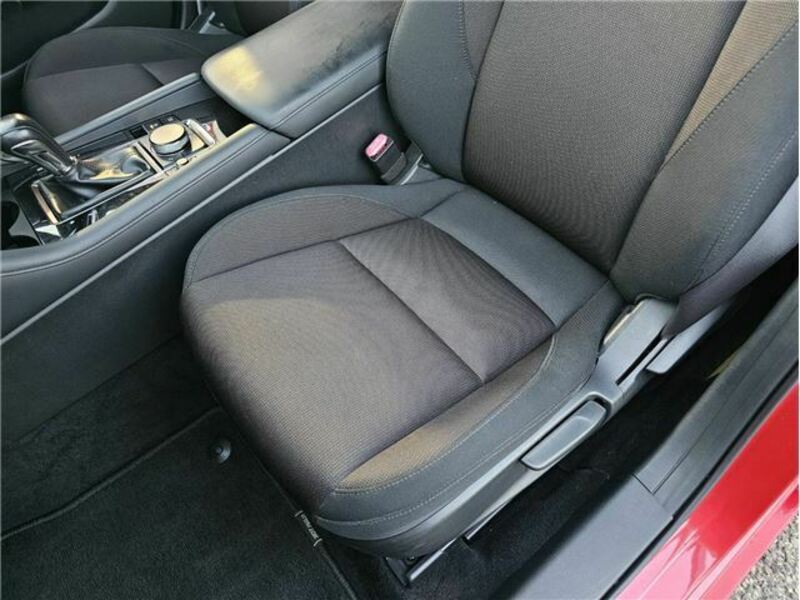 MAZDA3